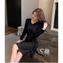 Bottoming V-neck Korean style long slim knitted dress – PRYCUS MITCHELL INC